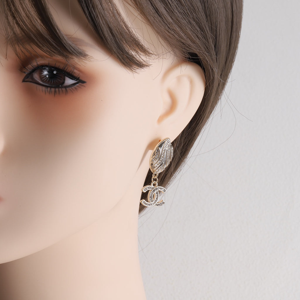X1Z54C280E Popular Earrings