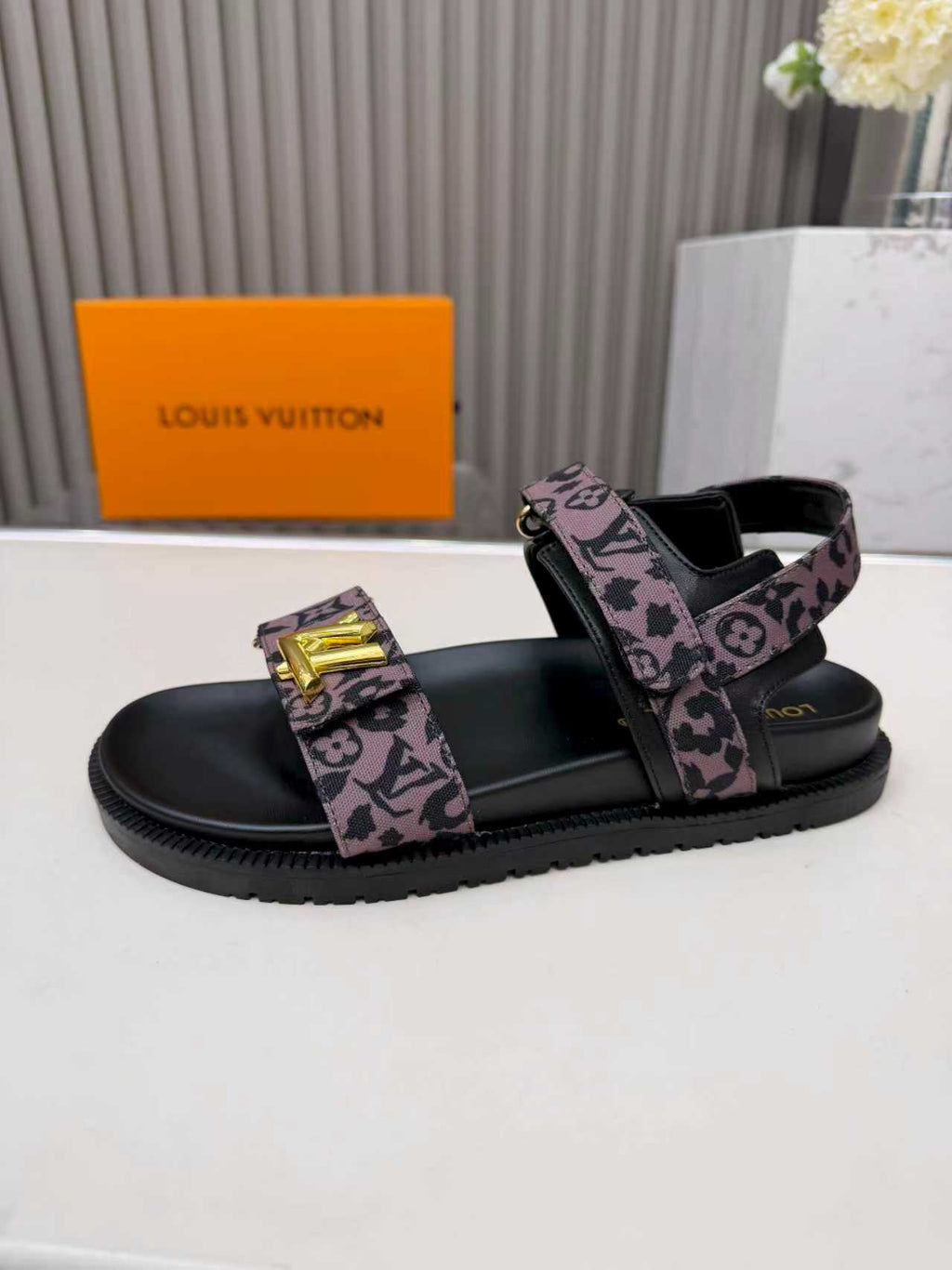 Z2P36E16 Popular high-quality Shoes