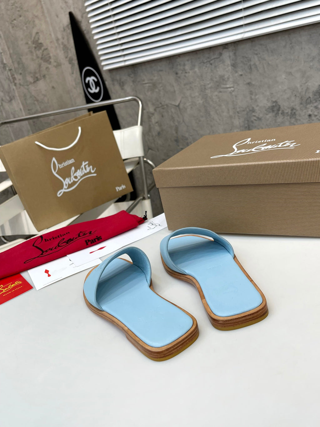 Z2XA29 Popular leather Slippers