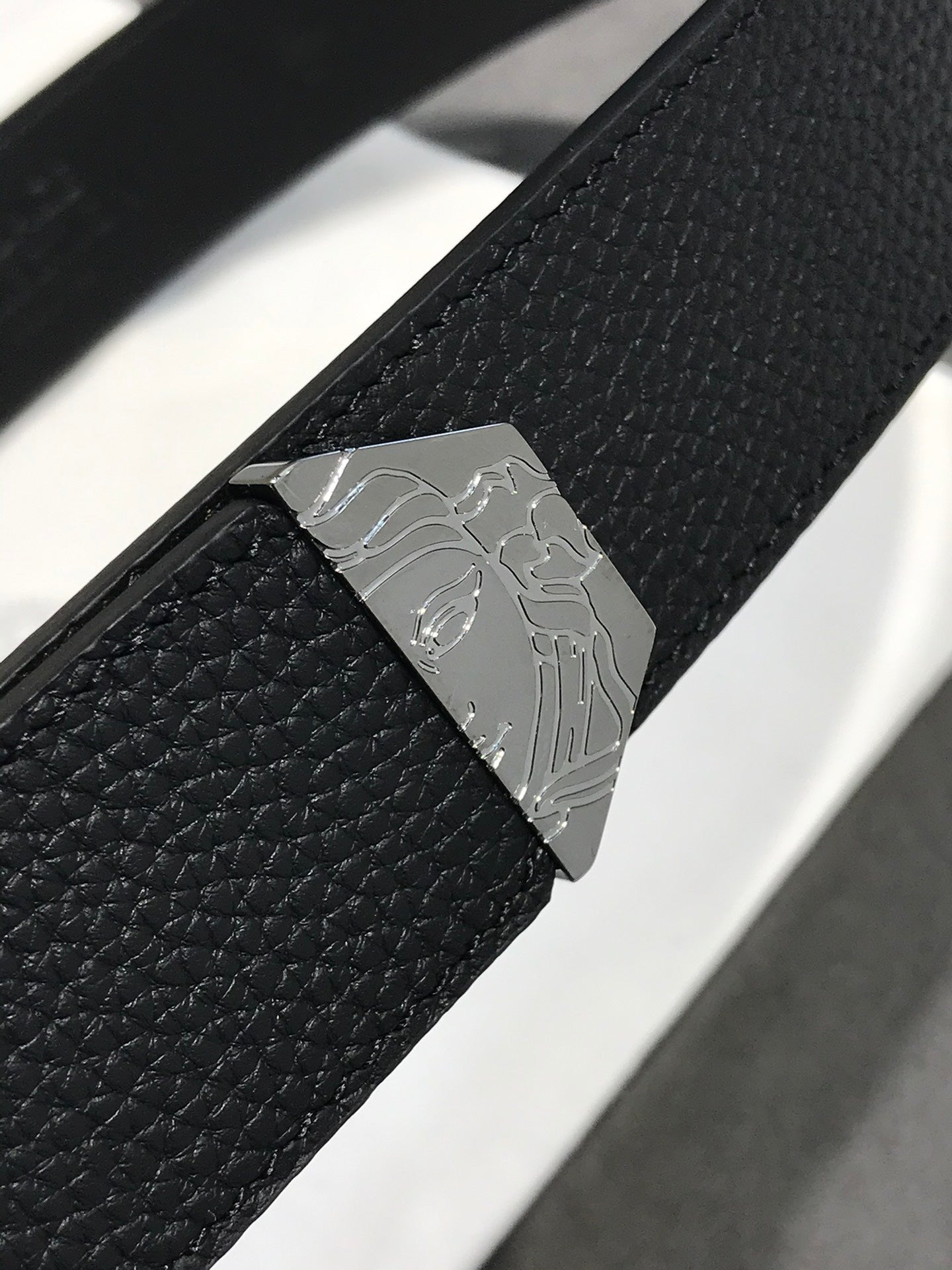 P1Q64V84 Popular  High quality belt With full package