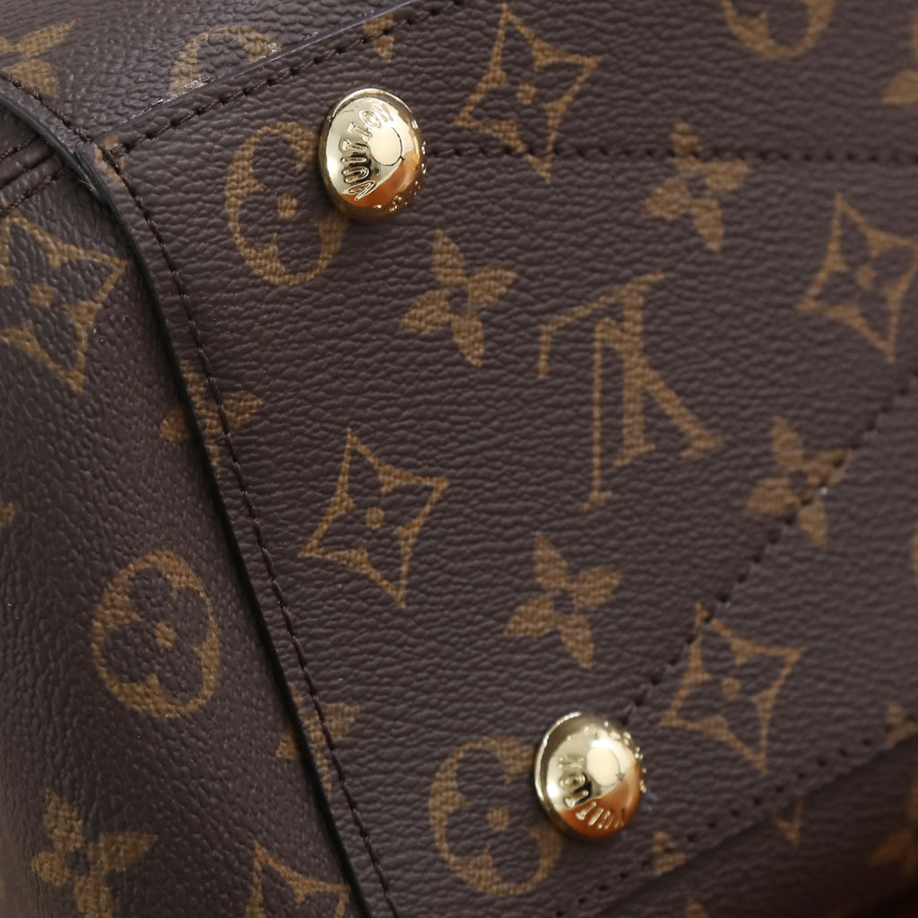 B12X44E317 Popular   leather bag 