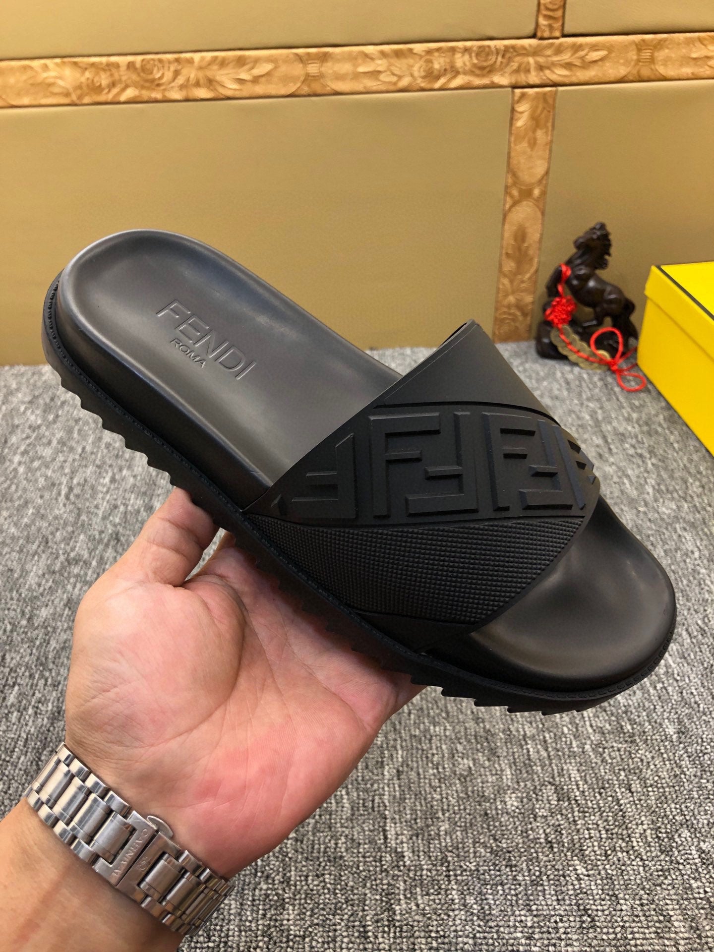 Z5XF108 Popular Slippers