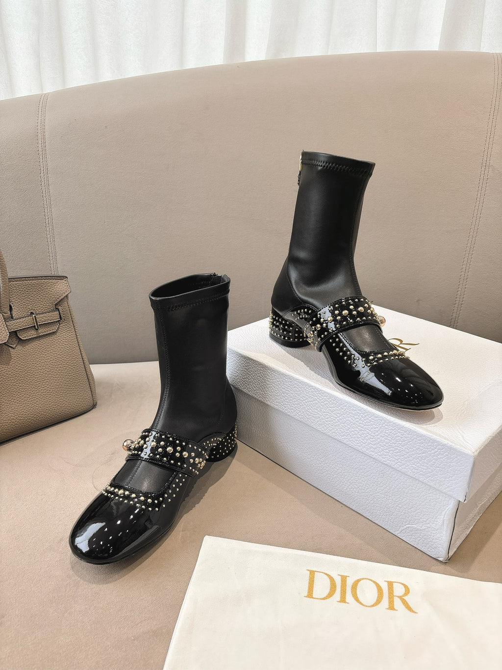 Z2Q95D155  Popular high-quality leather Boots