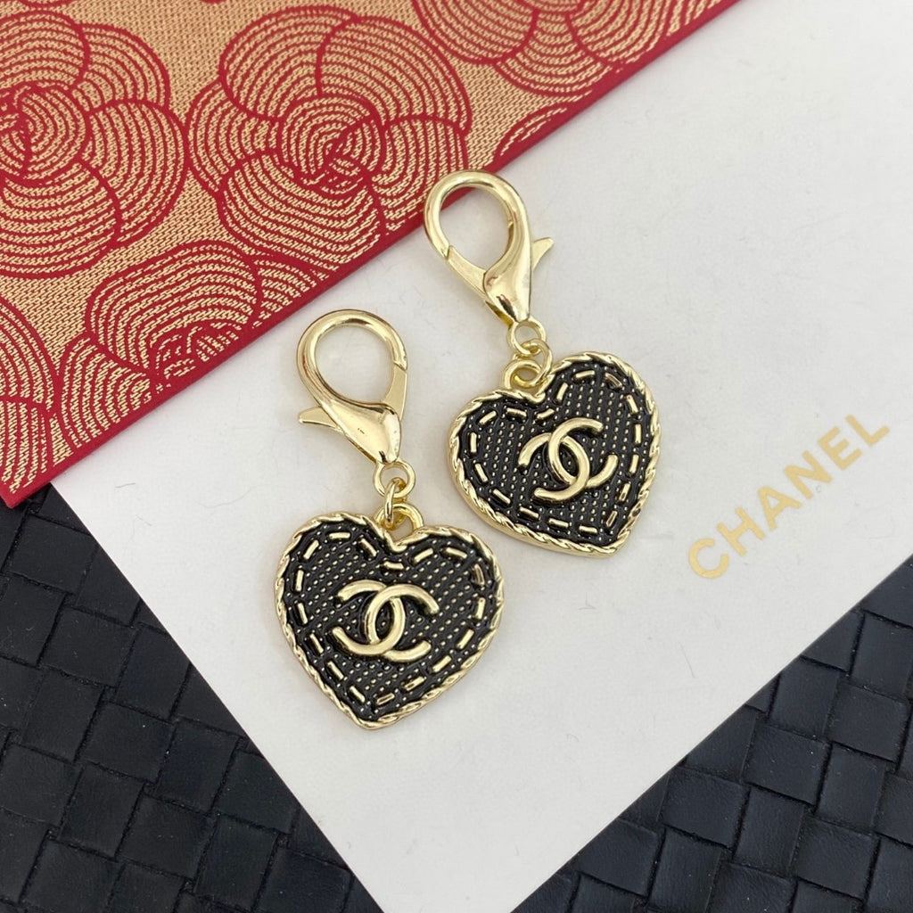 A1Z105C61 Popular bag 's charms accessories