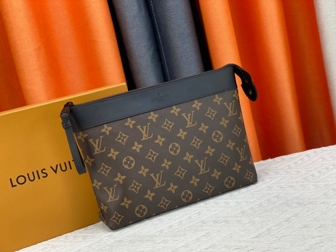 B1X44E400 Popular   leather bag