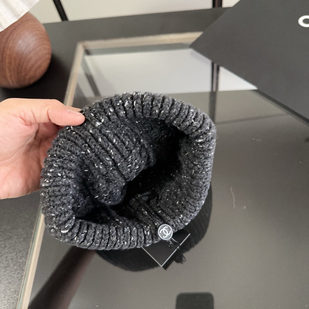 M1R86C23 Popular hats