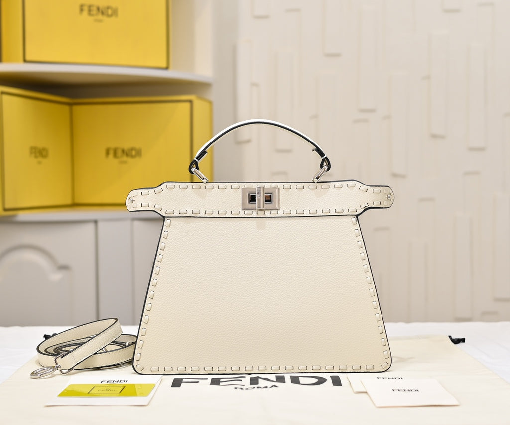 B1R15F137 Popular leather bag