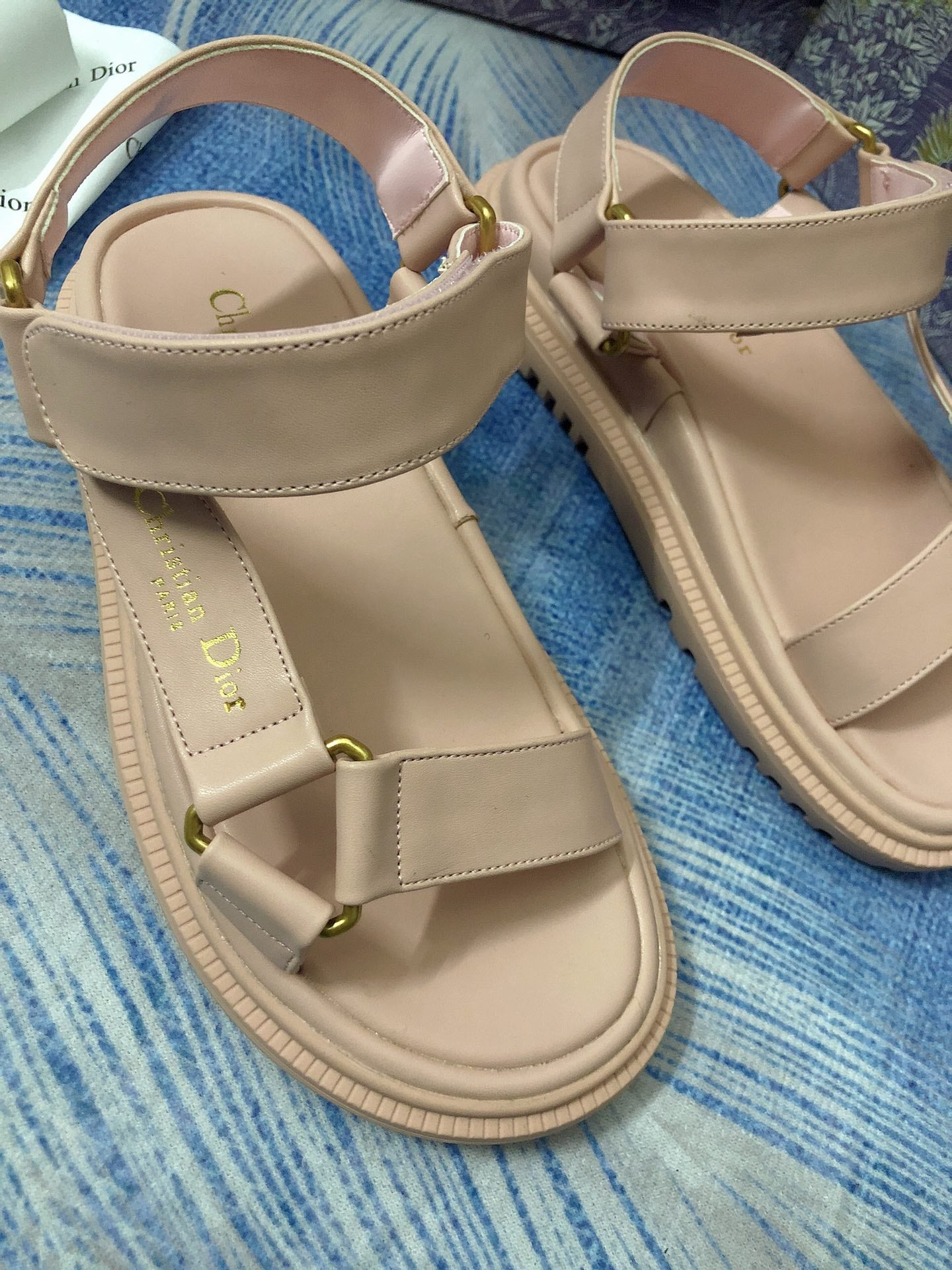 Z1ZD8 Popular sandals