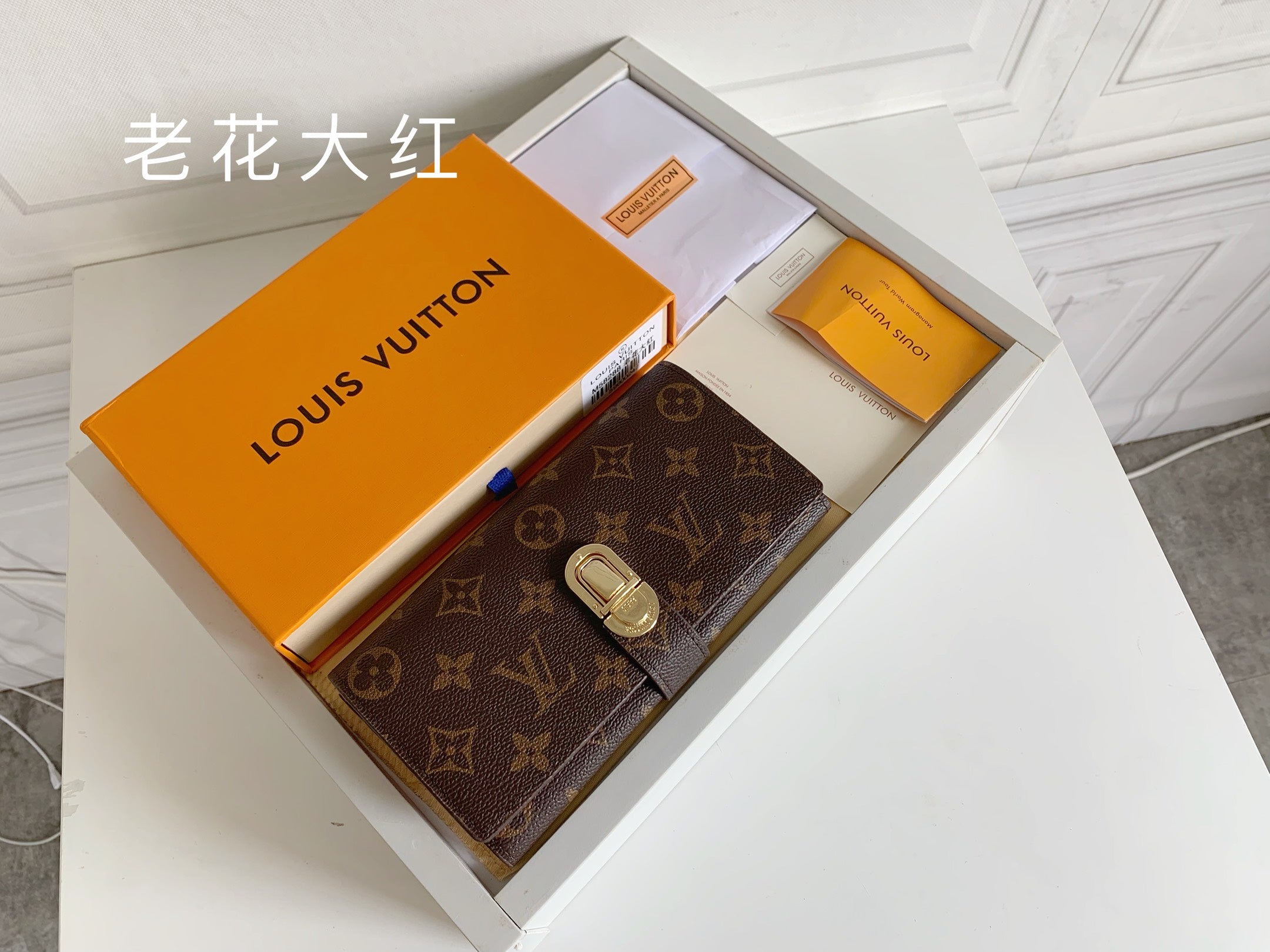 B1X104E73 Popular   leather wallets with package