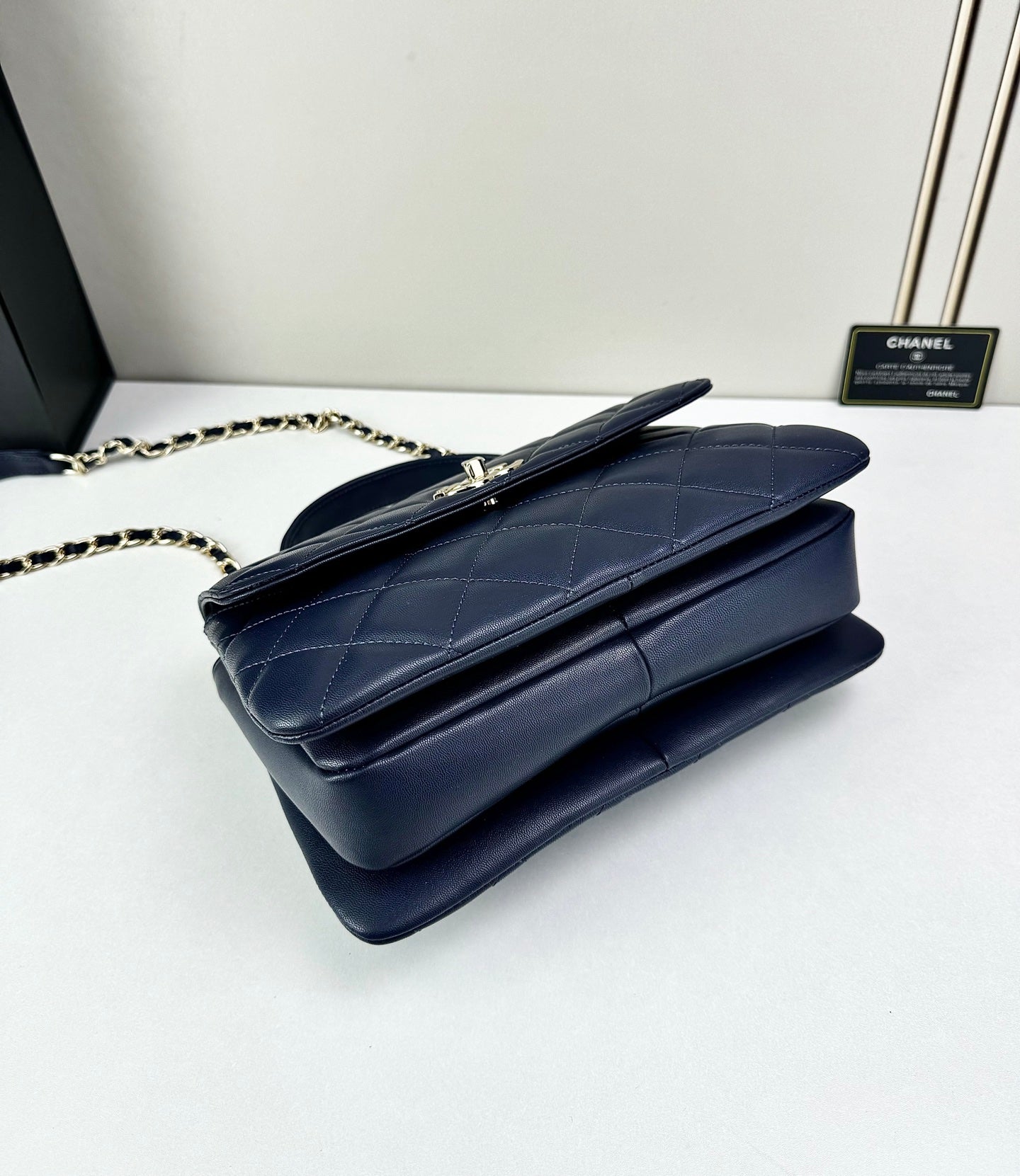 B1X76C7  Popular leather bag