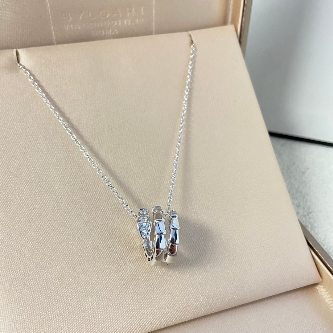 X1Q85S407X Popular Necklaces