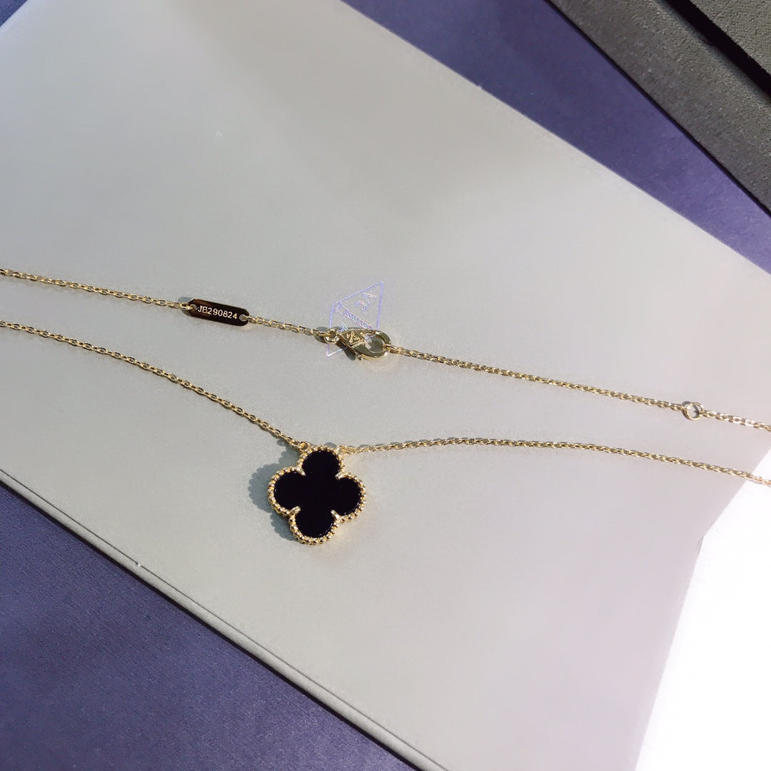 X5X53VA180K  Popular bracelets 5 flowers normal size1.5cm flower