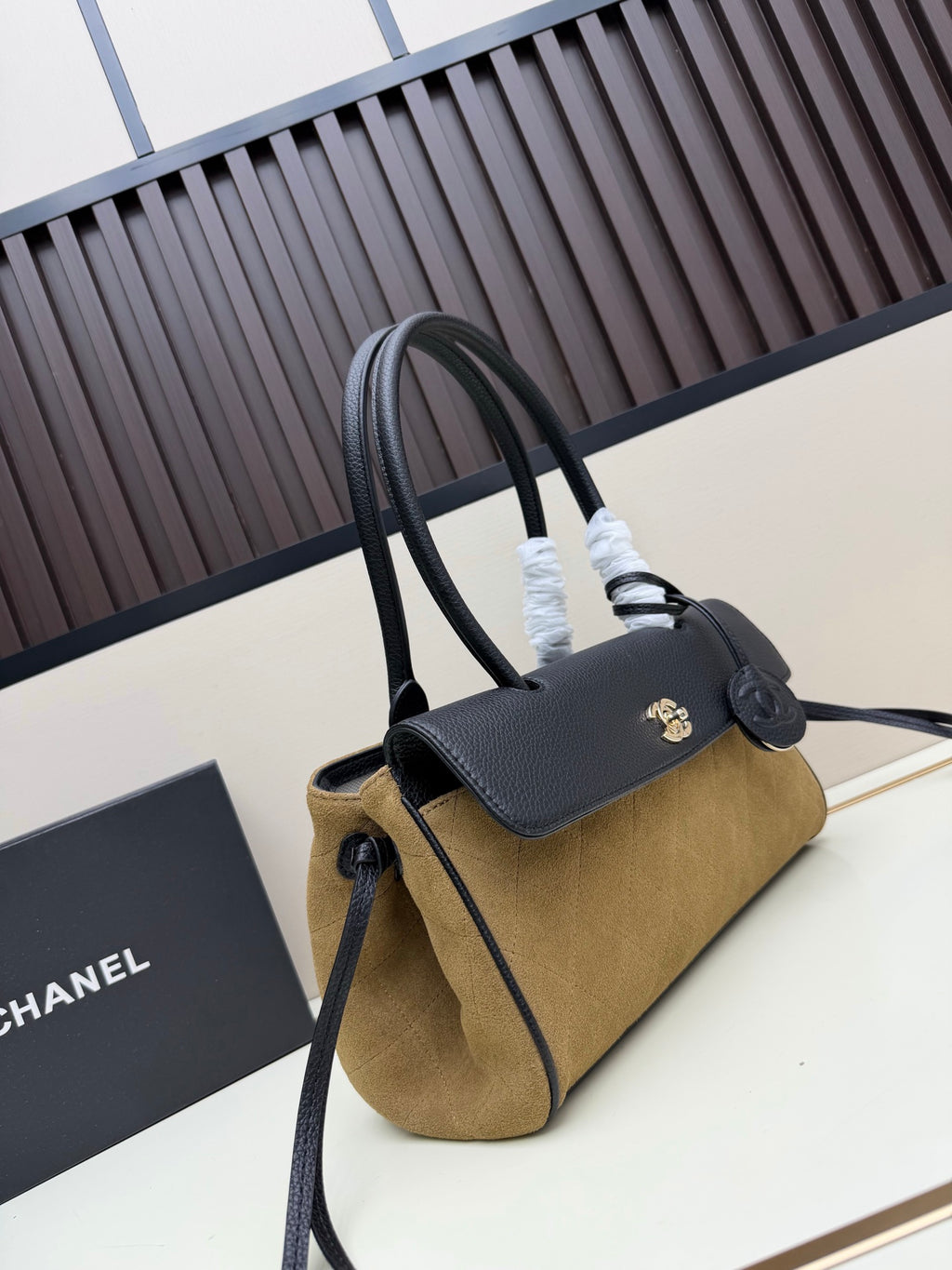 B1R76C28  Popular  bag