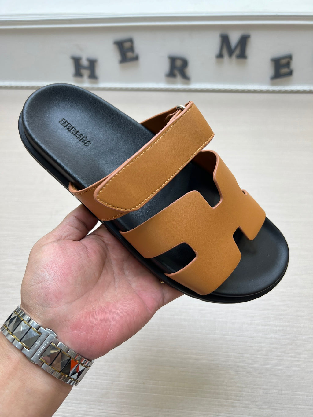 Z5R35H6  Popular Slippers shoes