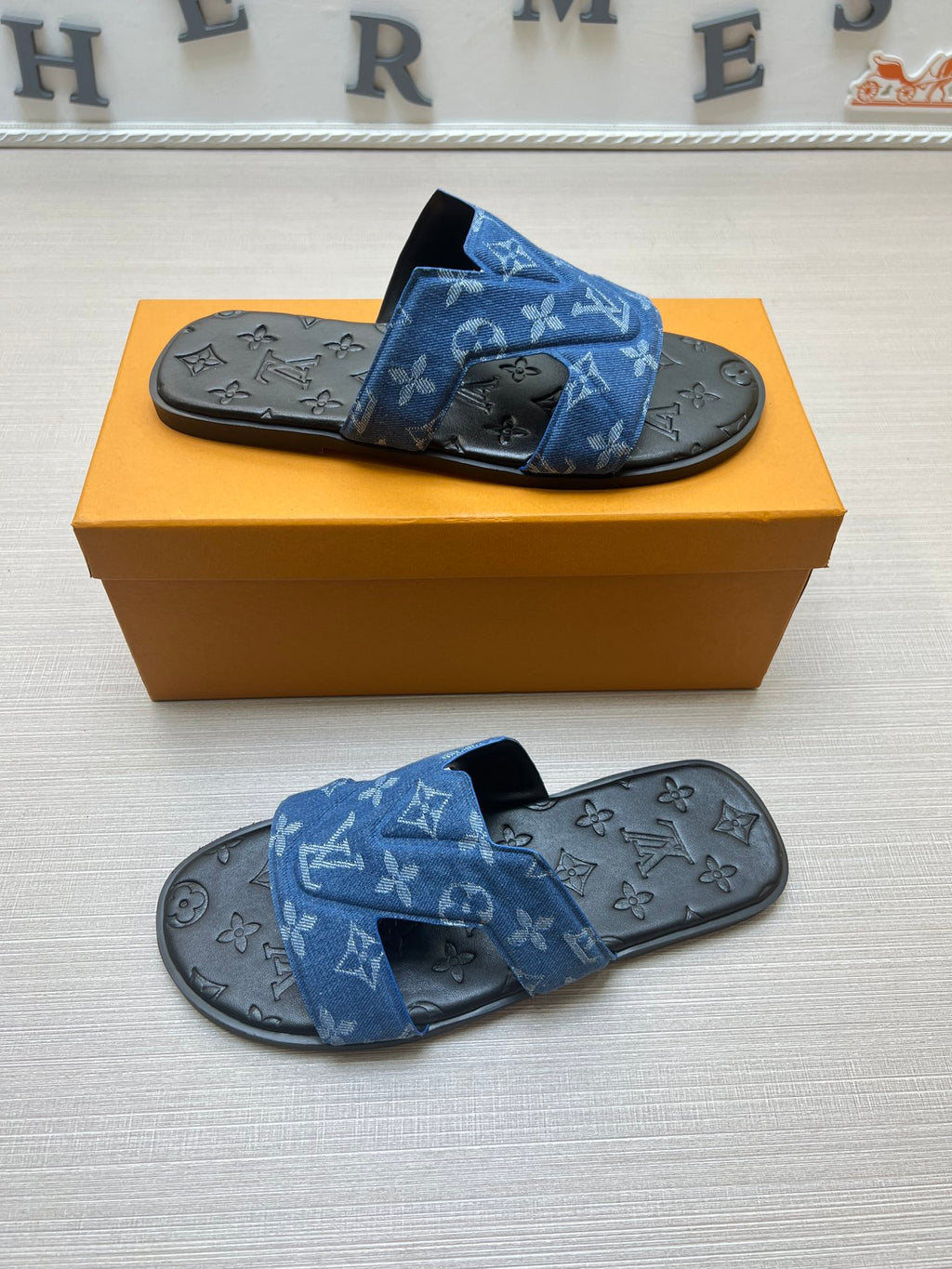 Z5ZE28 Popular slippers