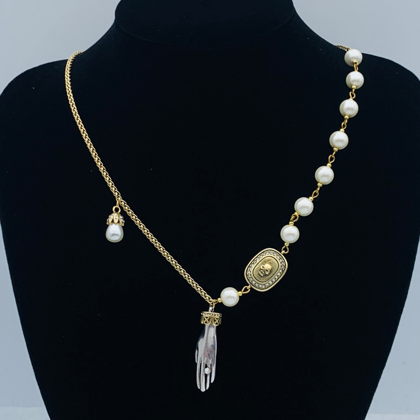 X1Q85Q385X Popular Necklaces