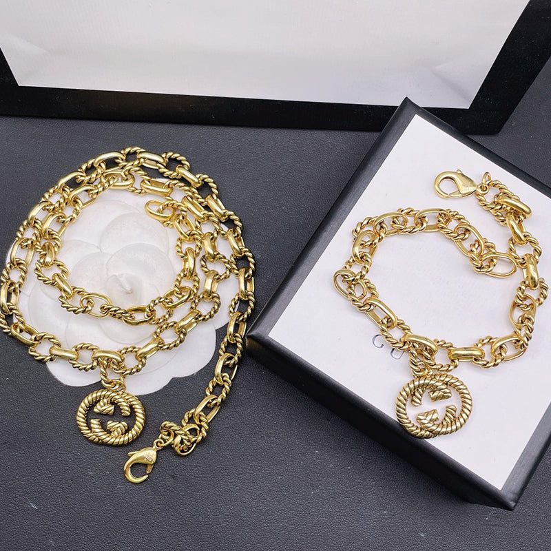 X1B42B13X  Popular Bracelets. Necklaces