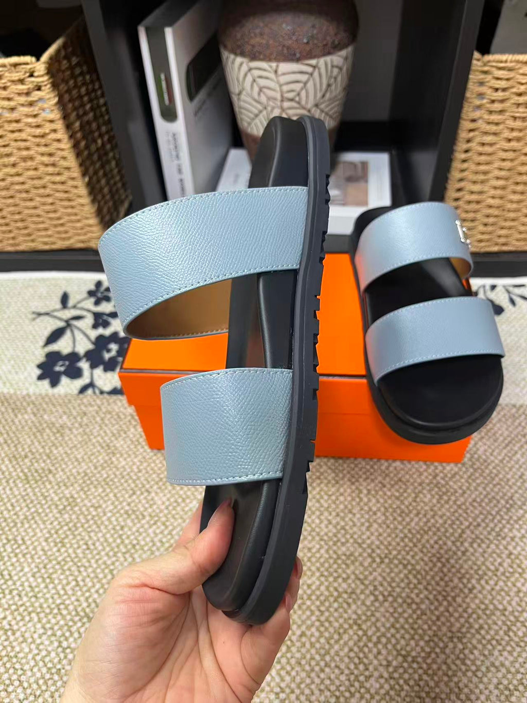 Z2P36H19 Popular high-quality leather Shoes