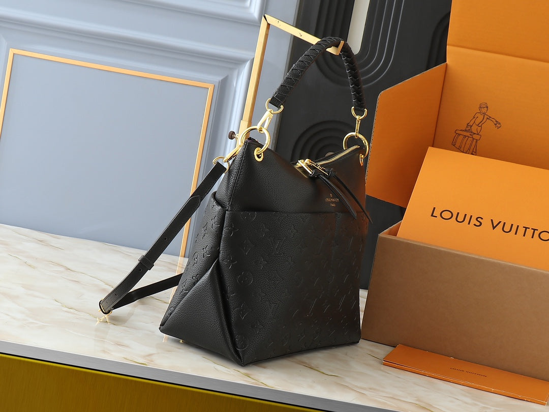 B1W35E115 Popular leather bag