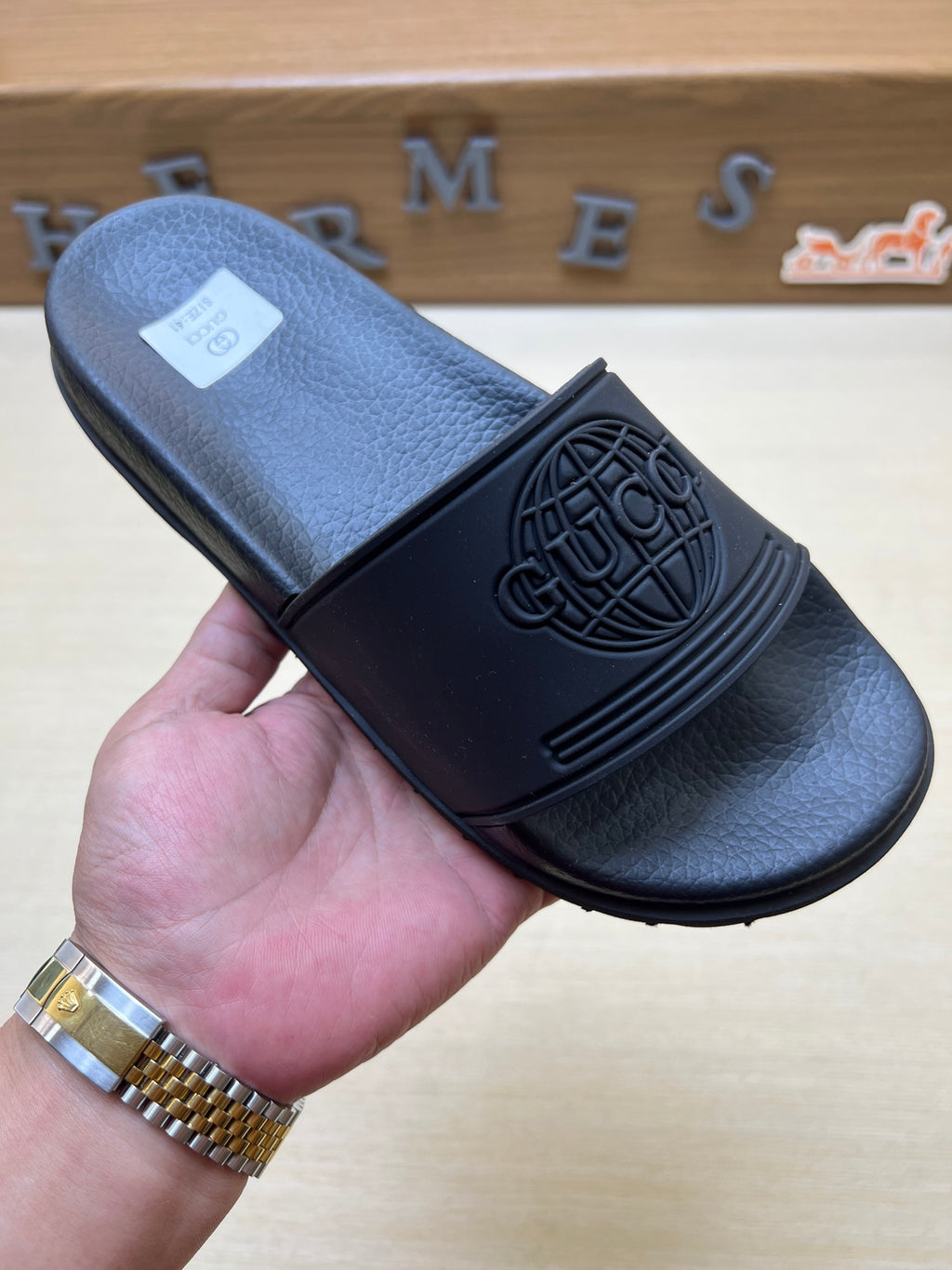 Z5R66B23 Popular  Slippers