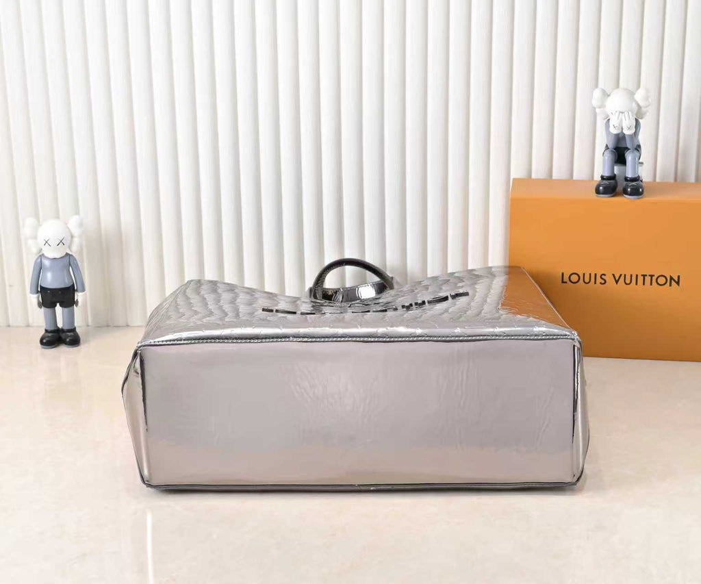 B1P46E82 Popular leather bag