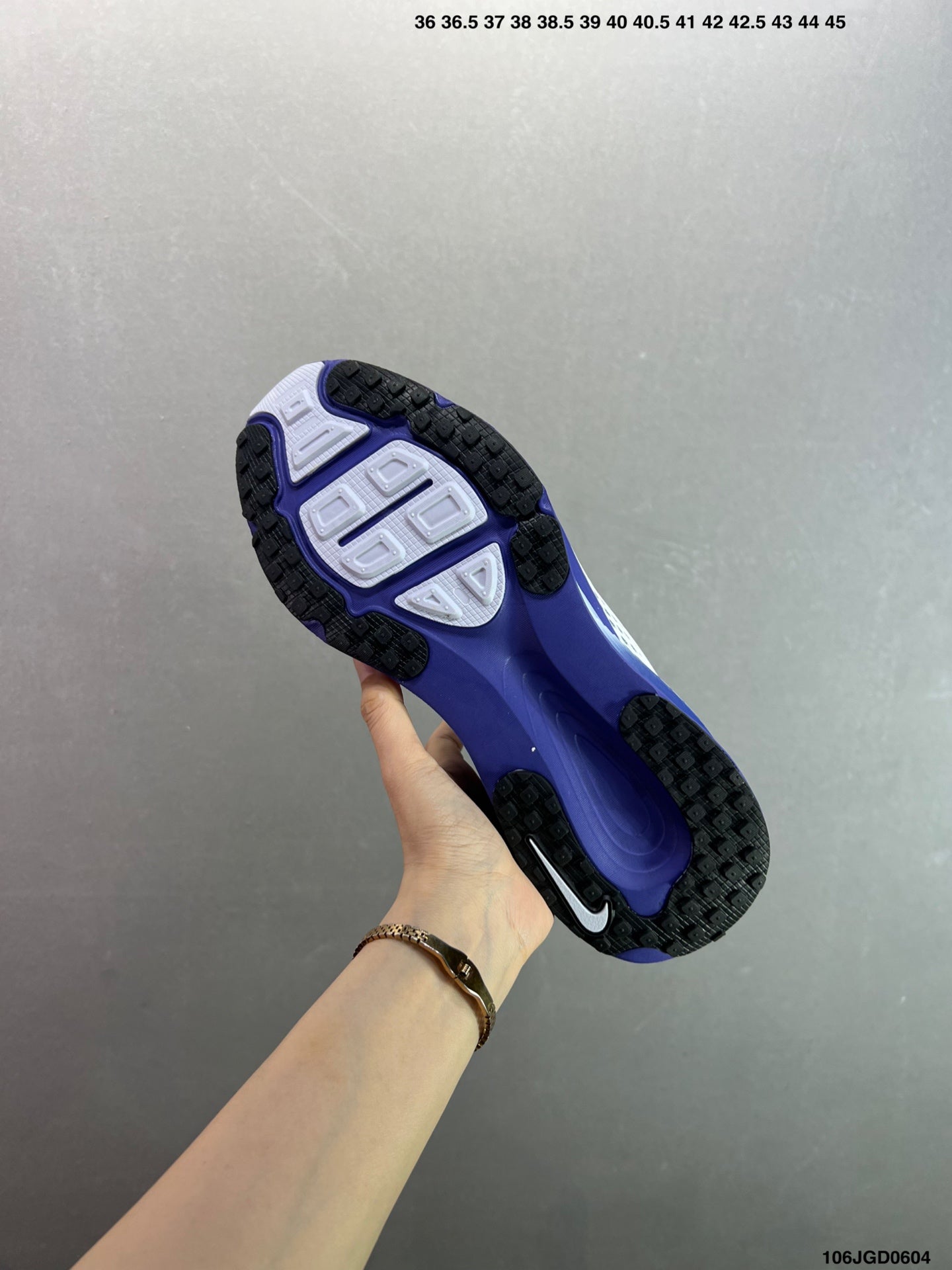 Z4N65A10  Popular shoes