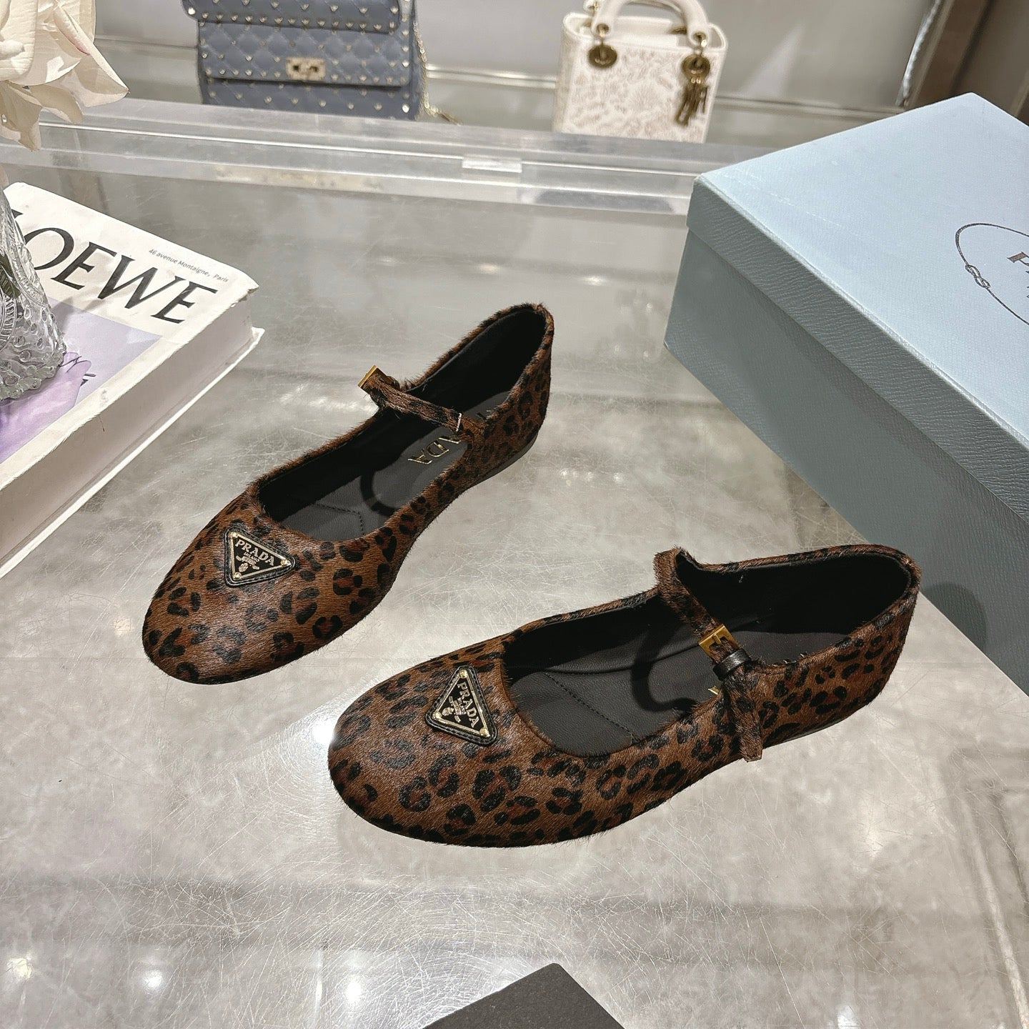 Z2Q95P115 Popular high-quality Shoes