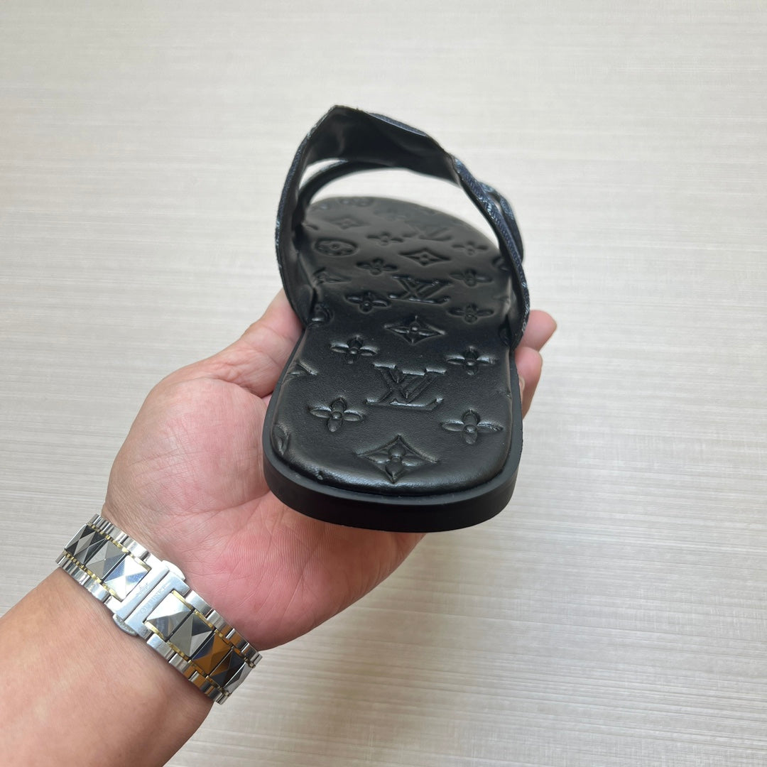 Z5ZE28 Popular slippers