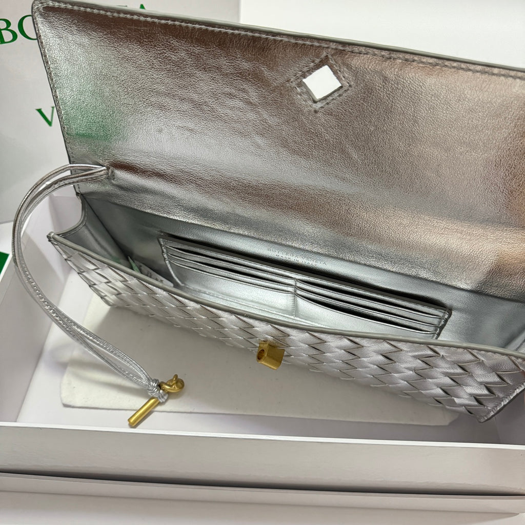 B1X44A380 Popular  leather bag 