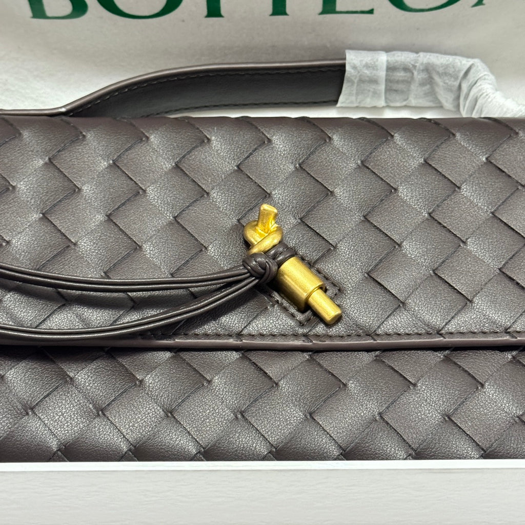 B1X44A380 Popular  leather bag 