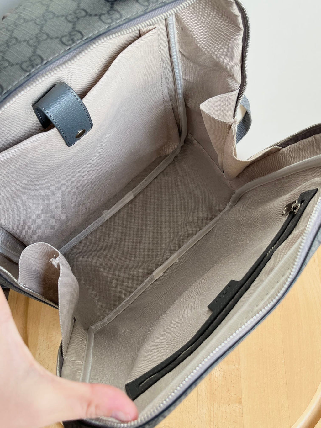 B1R15B128 Popular leather bag
