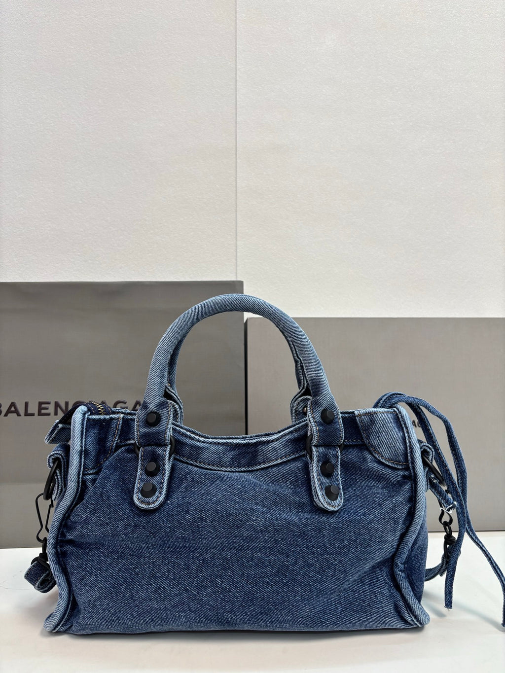 B1P36J114 Popular  bag