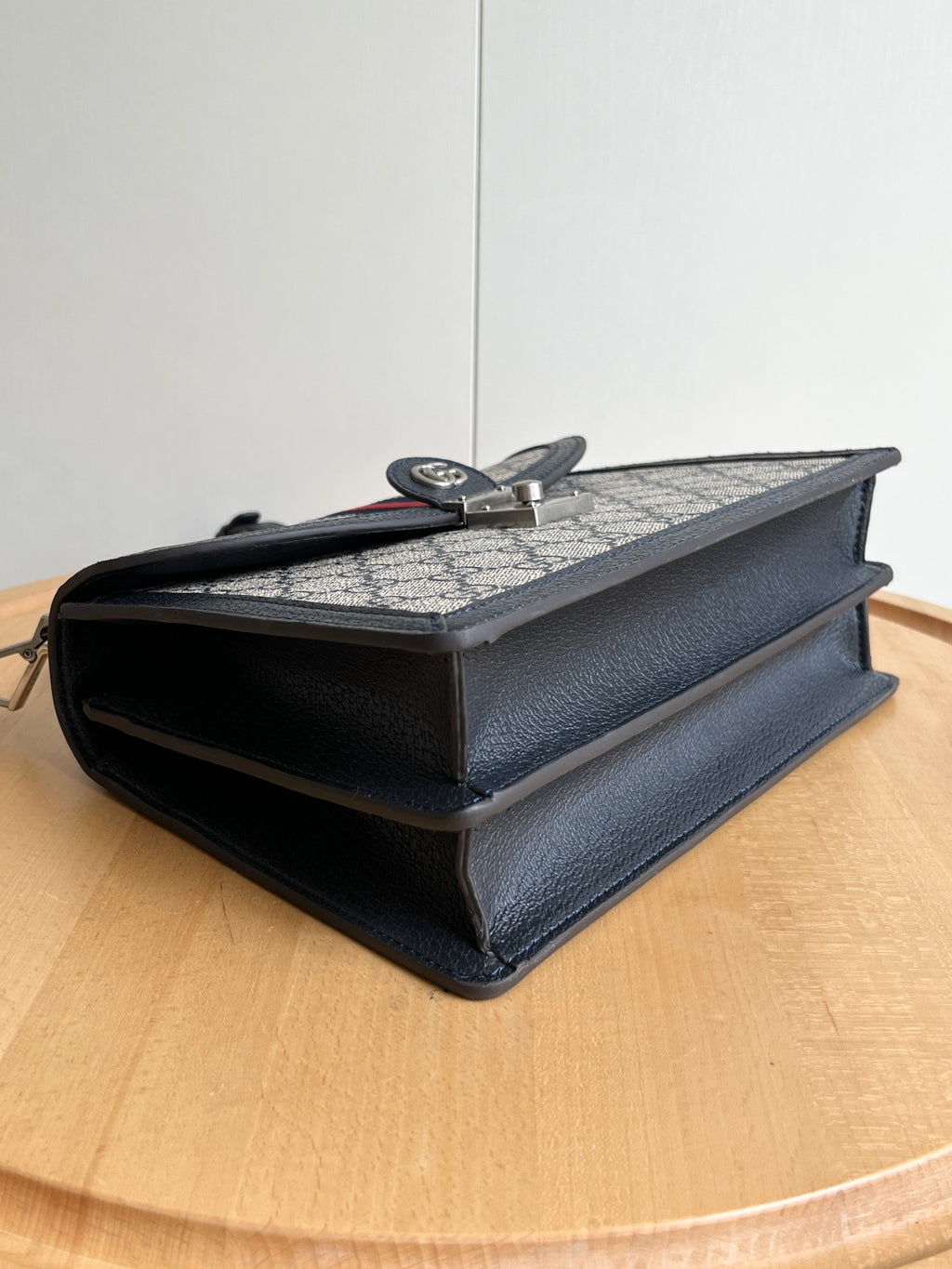 B12X64B467 Popular   leather bag