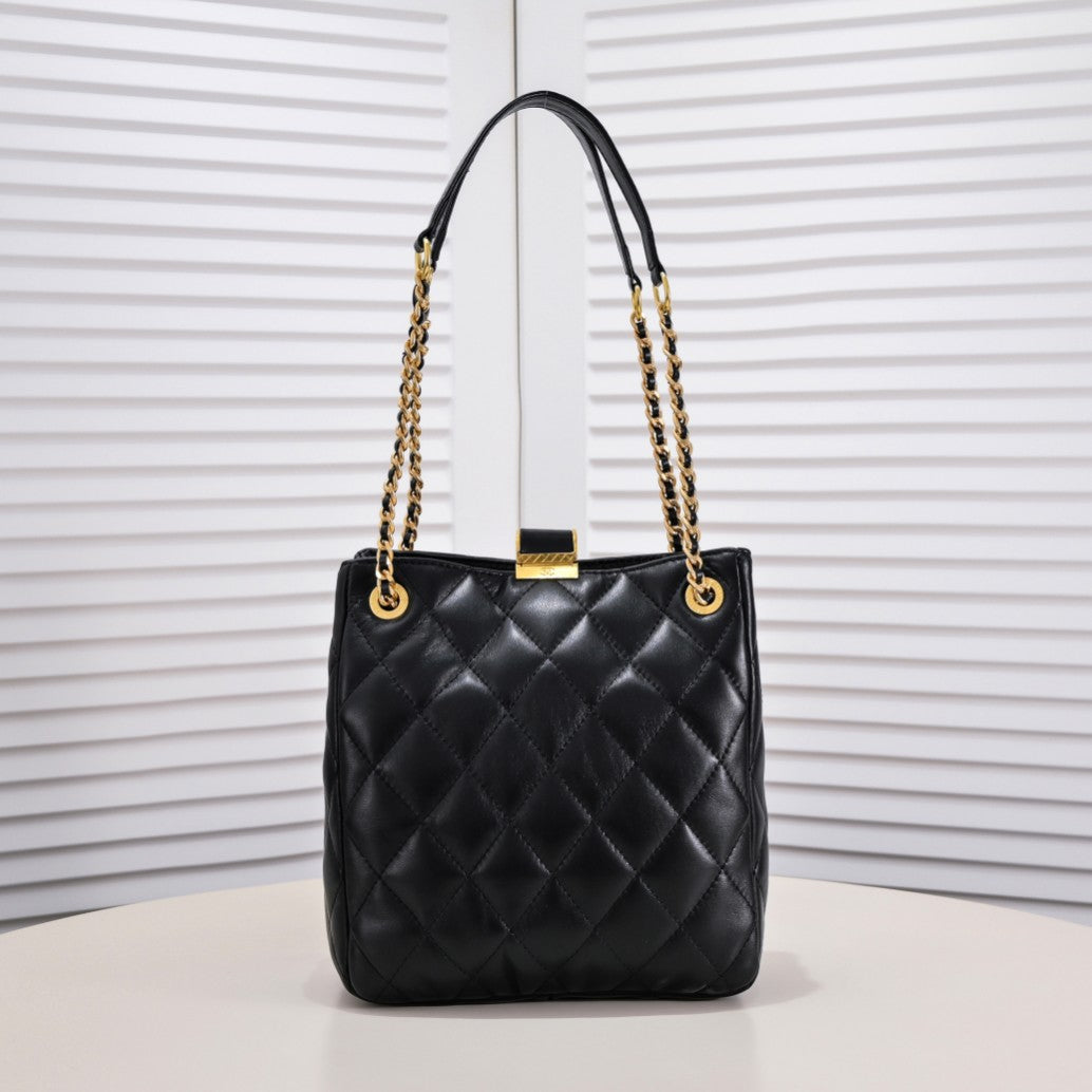 B1X102C5 Popular  leather bag 