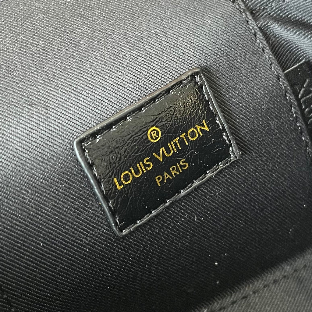 B1P46E37 Popular leather bag