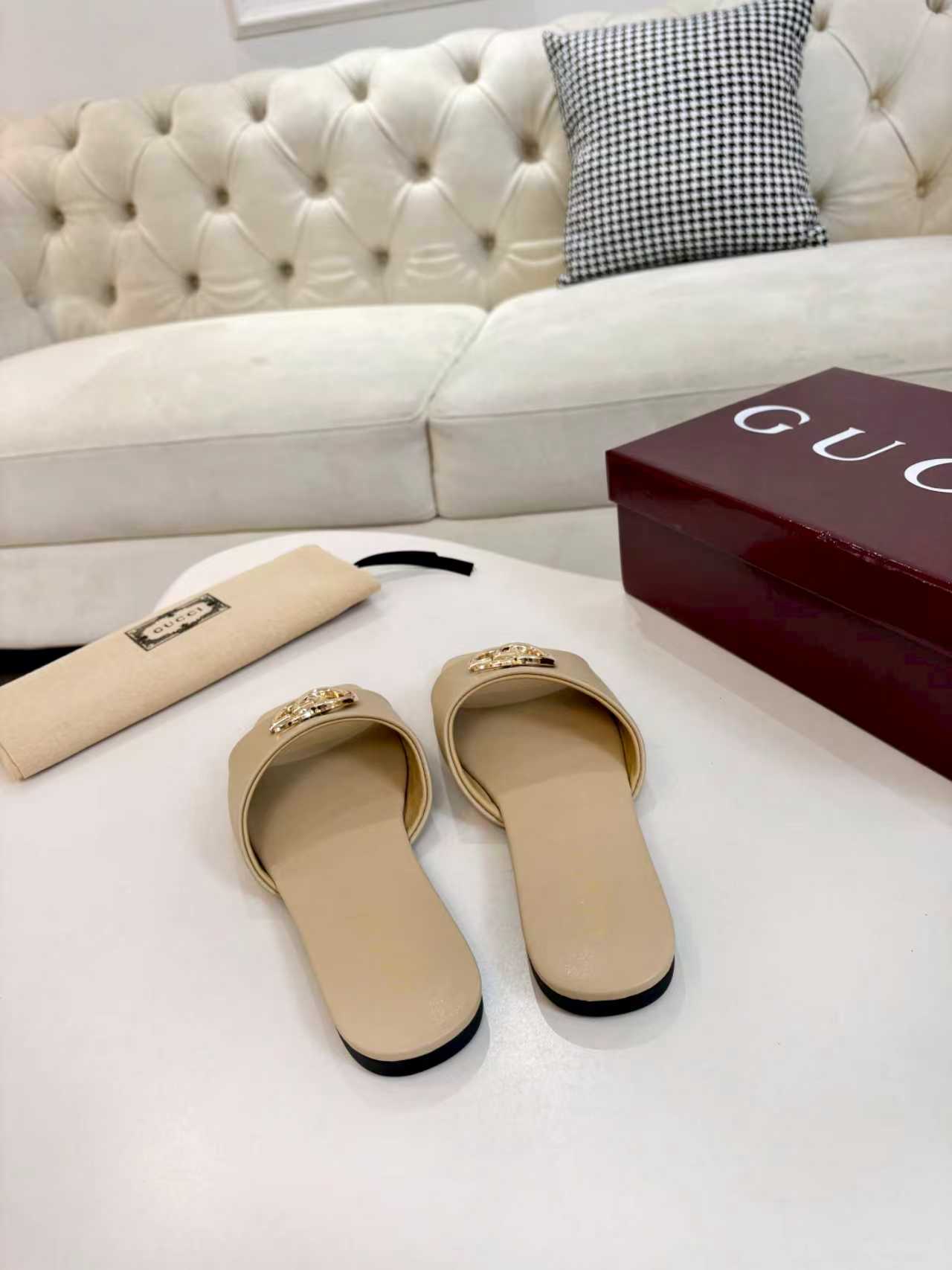 Z2P36B42 Popular high-quality leather Shoes