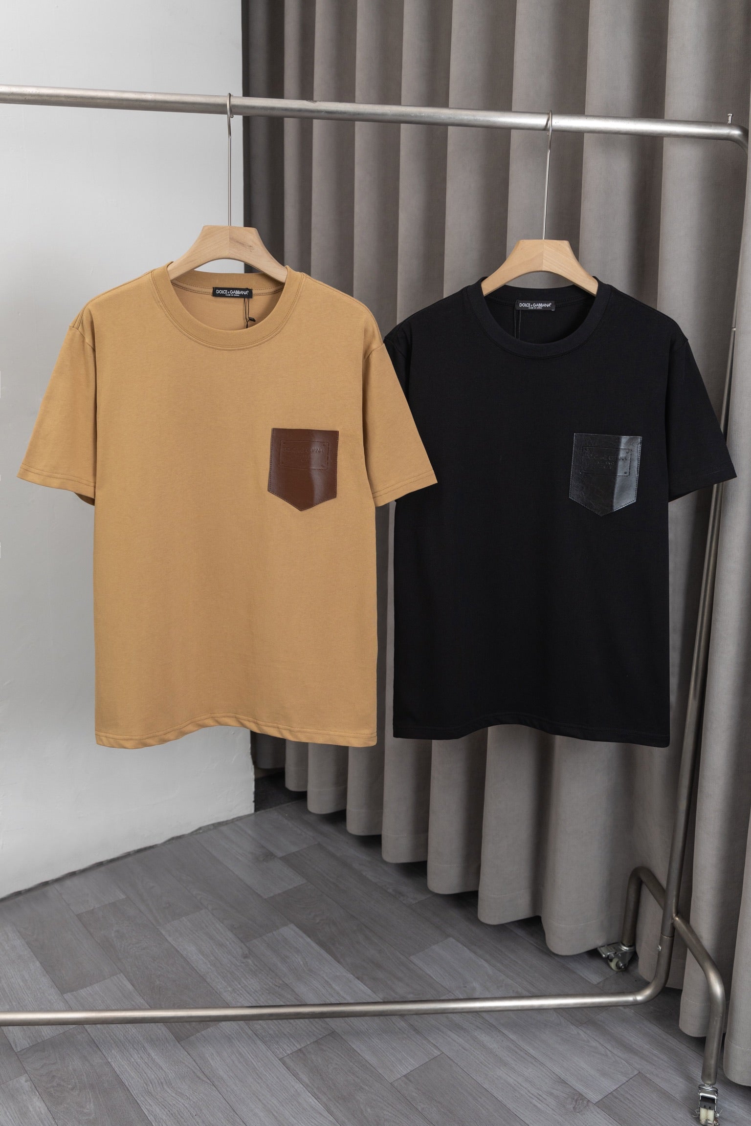 U1W25A4  Popular T-shirts