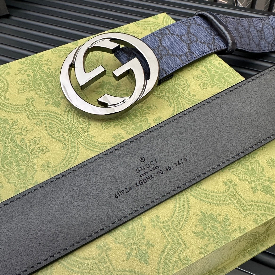P1Q115B32 Popular High quality belt With full package