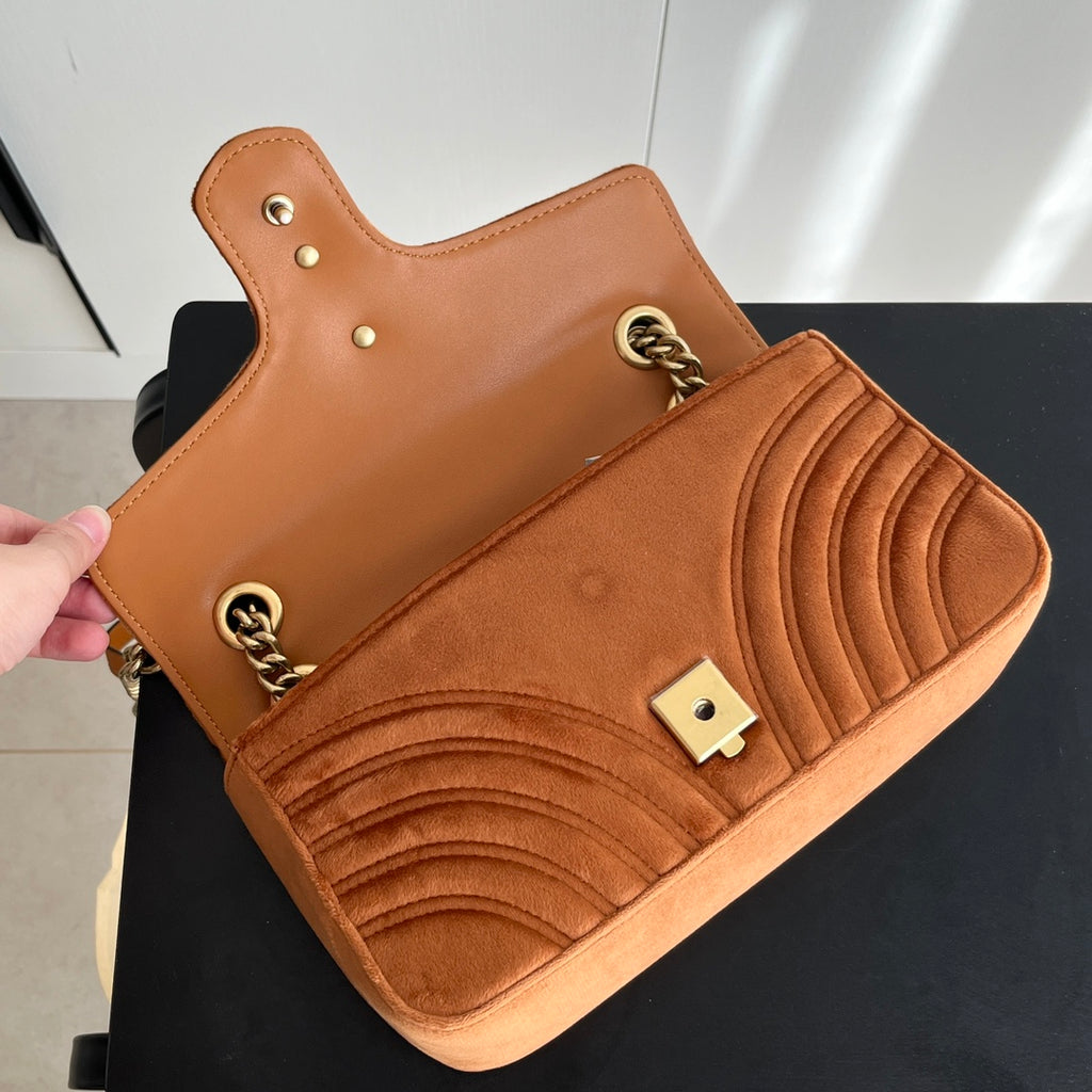 B1P36B66 Popular leather bag