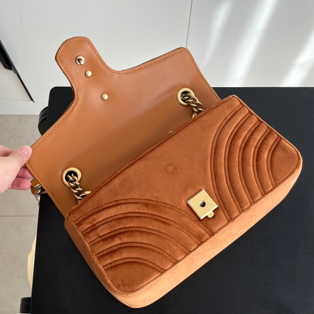 B1P36B66 Popular leather bag
