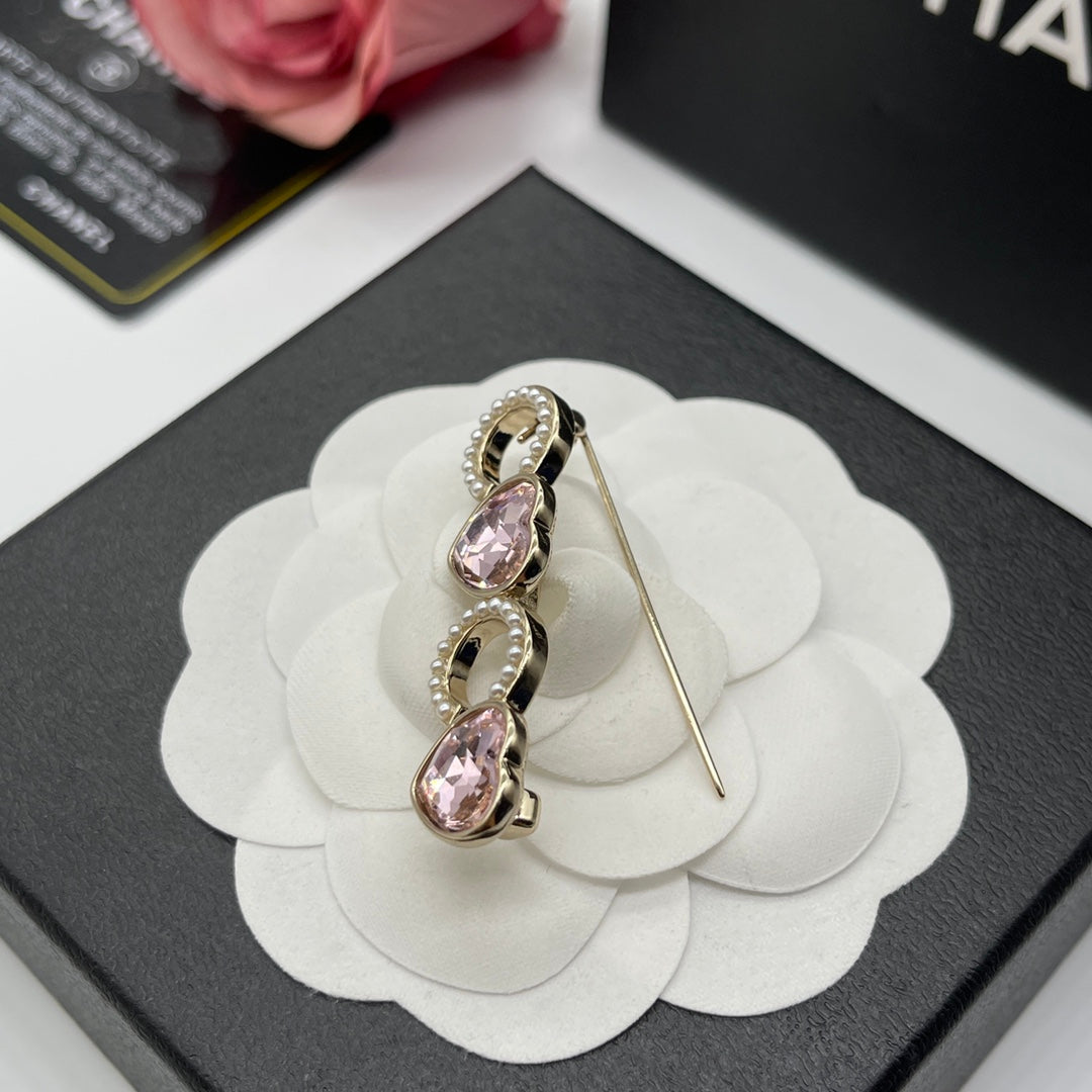 X1ZC892    Popular Brooch