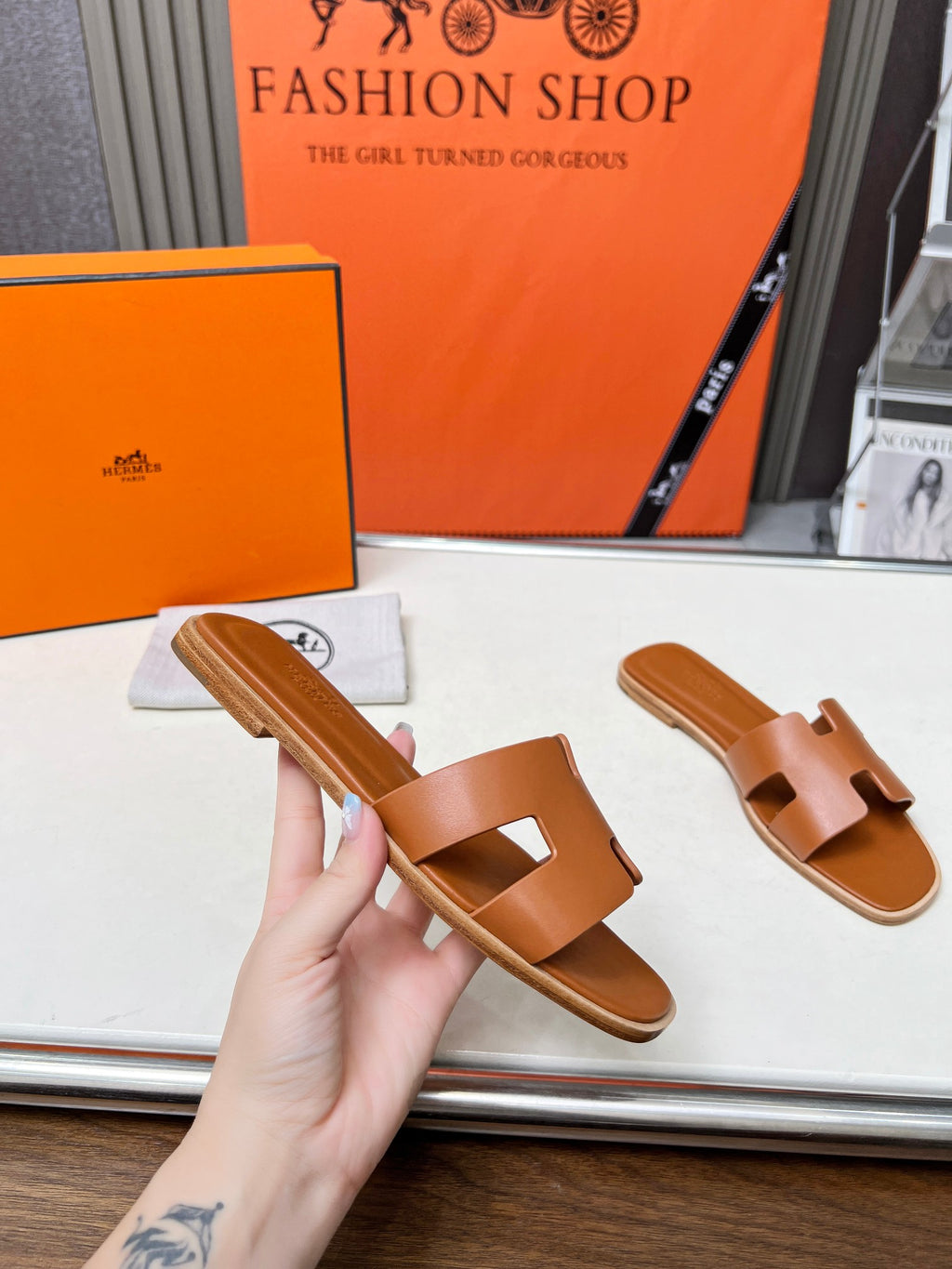 Z2Z85H12  Popular leather Shoes