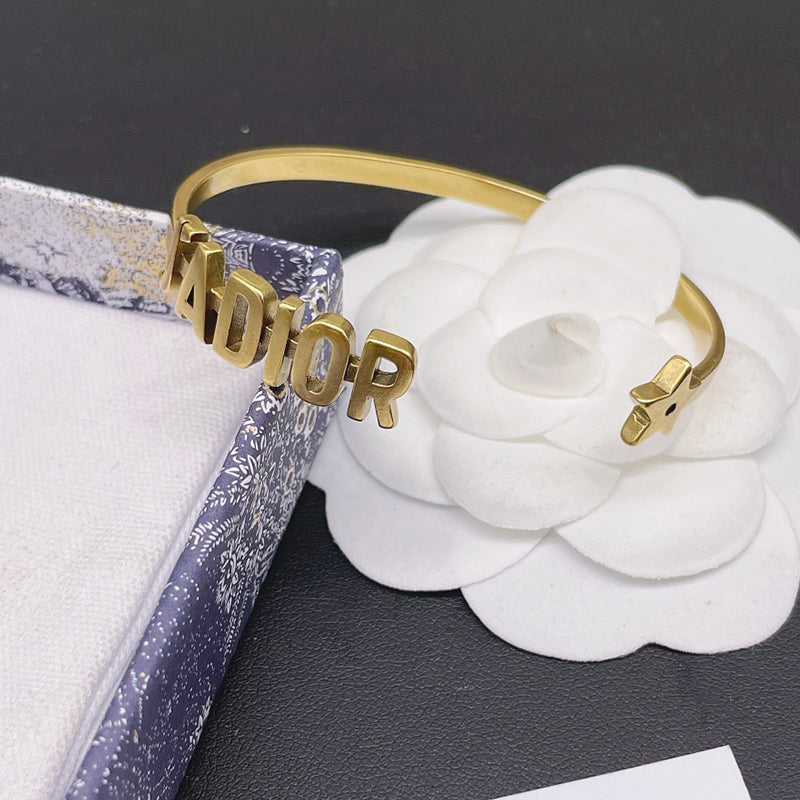 X1B91D402K  Popular Bracelets