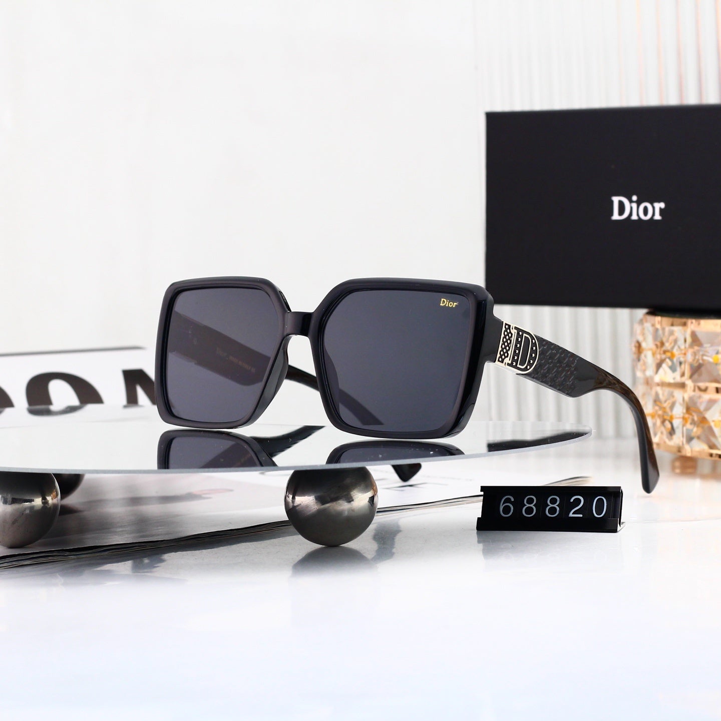 T1P56D52 Popular Sunglasses