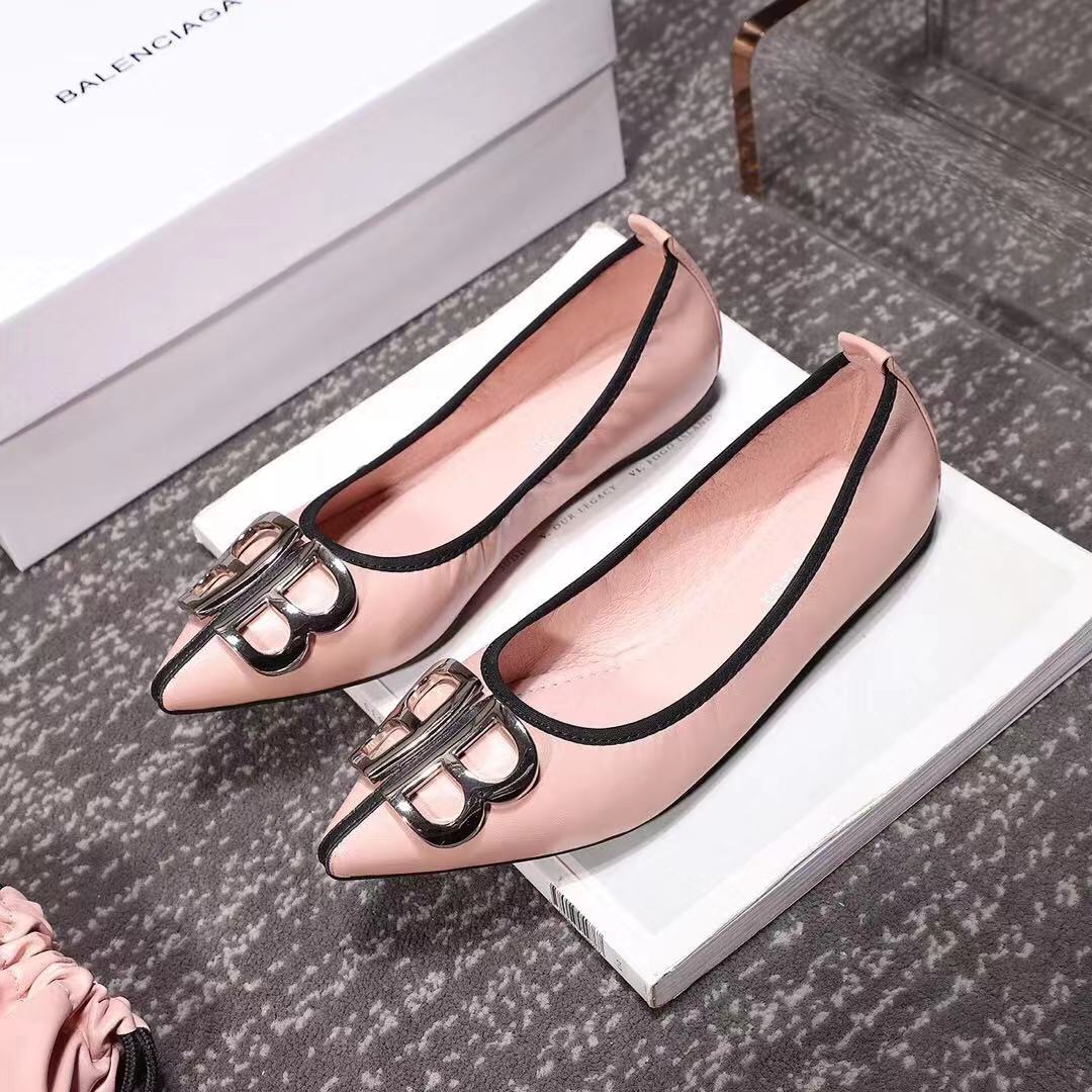 Z2Q95J121 Popular high-quality leather Shoes