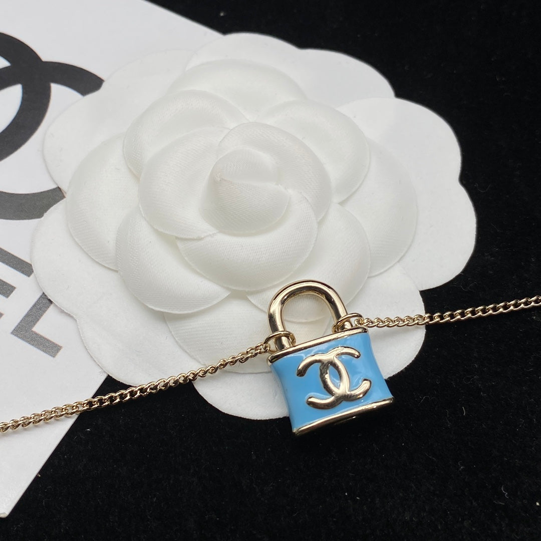 X1Q85C103X Popular Necklace