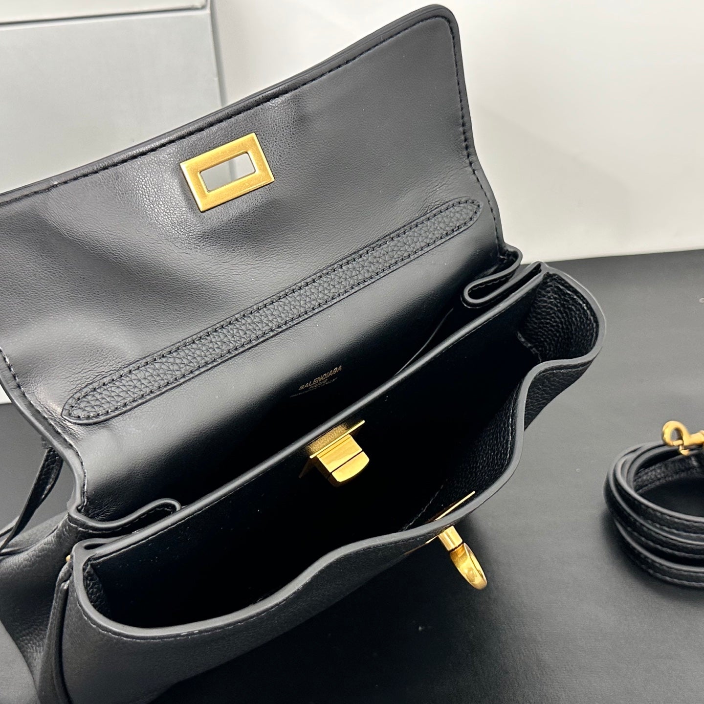 B1X15J4 Popular  leather bag