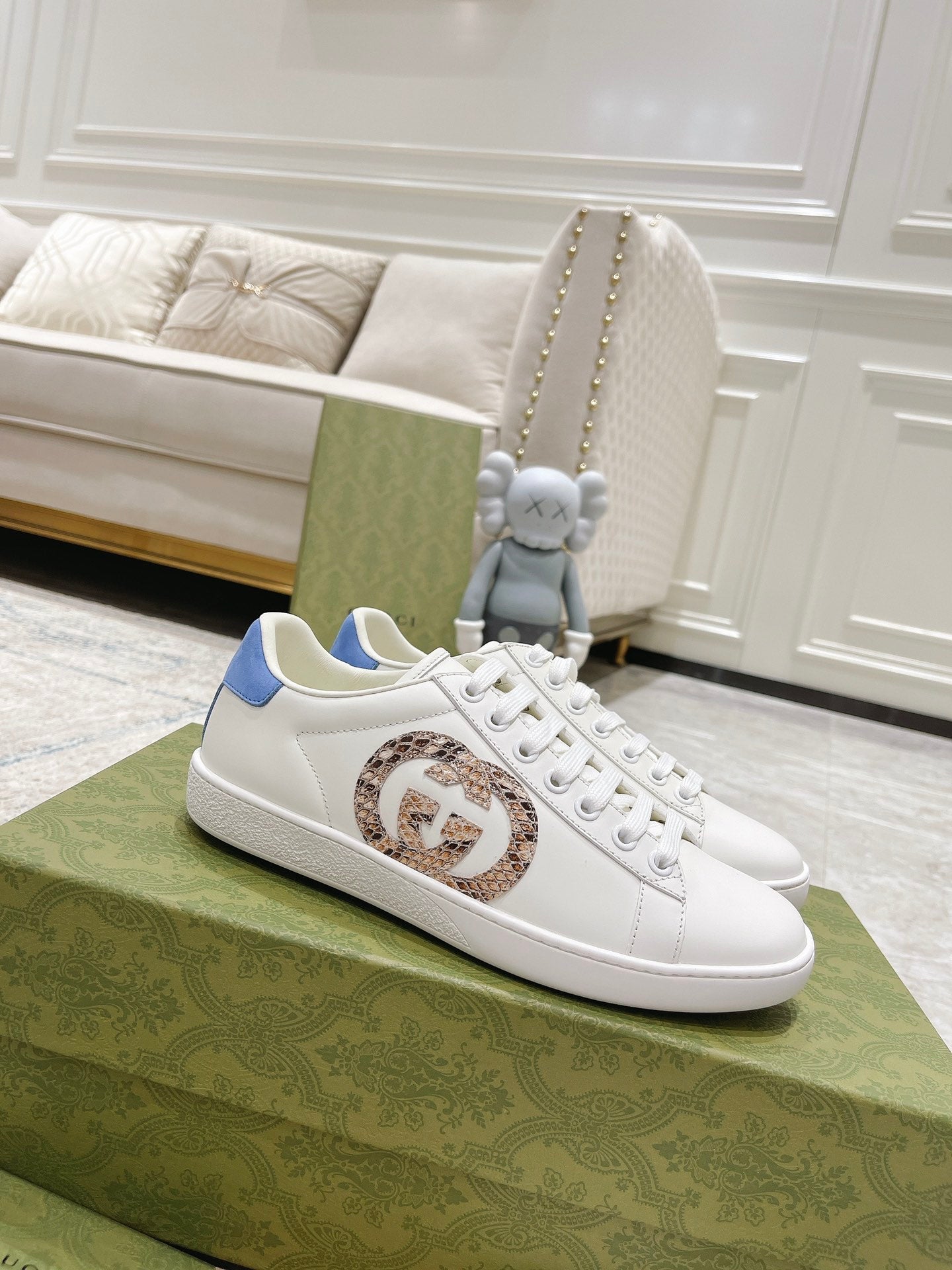 Z2Q105B209 Popular high-quality Shoes