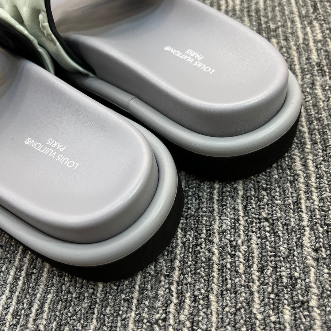 Z5XE119 Popular leather quality Slippers