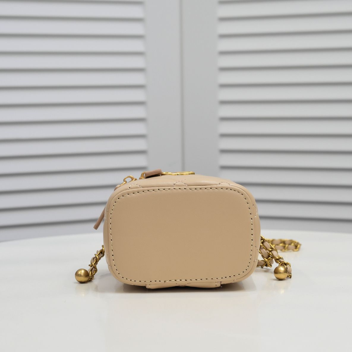 B1X43C45 Popular  leather bag 